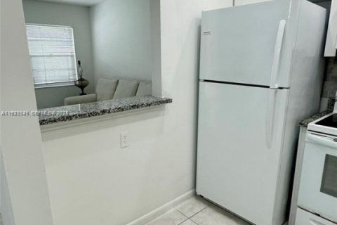 Copropriété à vendre à West Palm Beach, Floride: 1 chambre, 52.95 m2 № 1989764 - photo 10