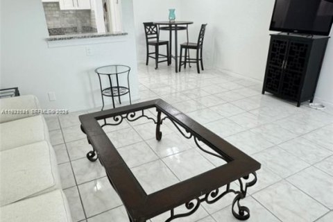 Copropriété à vendre à West Palm Beach, Floride: 1 chambre, 52.95 m2 № 1989764 - photo 6