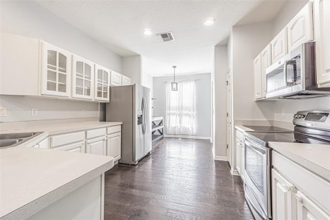 Casa en venta en Tampa, Florida, 3 dormitorios, 163.04 m2 № 2220199 - foto 5