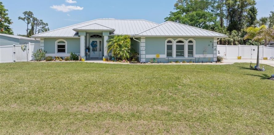 House in North Port, Florida 4 bedrooms, 231.51 sq.m. № 2211796