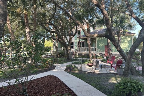 House in Punta Gorda, Florida 3 bedrooms, 281.59 sq.m. № 2231534 - photo 3