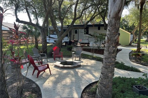 House in Punta Gorda, Florida 3 bedrooms, 281.59 sq.m. № 2231534 - photo 4