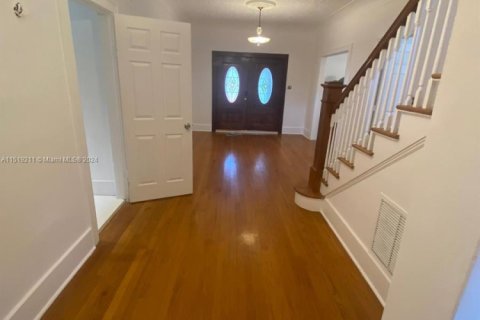 Casa en alquiler en El Portal, Florida, 4 dormitorios, 289.76 m2 № 1938449 - foto 30