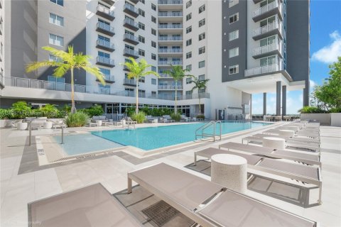 Apartment in Miami, Florida 2 bedrooms № 2081476 - photo 23