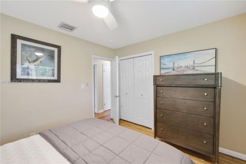 House in Pompano Beach, Florida 3 bedrooms, 115.94 sq.m. № 2034419 - photo 26