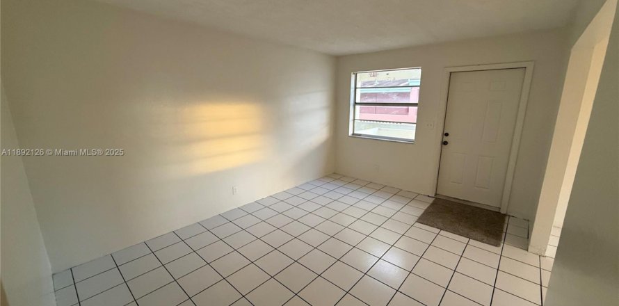 Appartement à Davie, Floride 2 chambres, 83.61 m2 № 1945197
