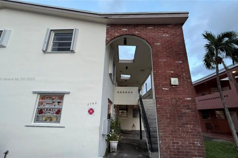 Appartement à louer à Davie, Floride: 2 chambres, 83.61 m2 № 1945197 - photo 10