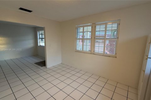 Appartement à louer à Davie, Floride: 2 chambres, 83.61 m2 № 1945197 - photo 2
