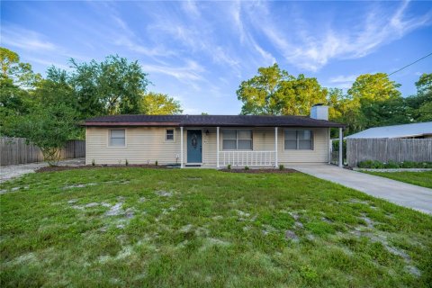 Снять в аренду виллу или дом в Окала, Флорида 3 спальни, 107.02м2, № 1858358 - фото 1