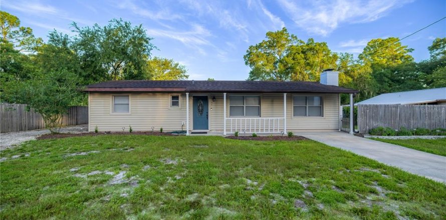 Casa en Ocala, Florida 3 dormitorios, 107.02 m2 № 1858358