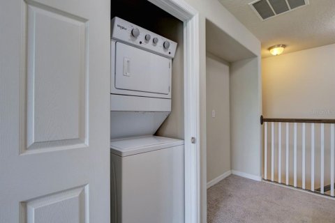 Townhouse in Kissimmee, Florida 3 bedrooms, 141.95 sq.m. № 1824225 - photo 17