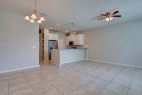 Townhouse in Kissimmee, Florida 3 bedrooms, 141.95 sq.m. № 1824225 - photo 4