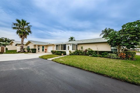 Casa en venta en Palm Harbor, Florida, 2 dormitorios, 92.9 m2 № 1437626 - foto 4