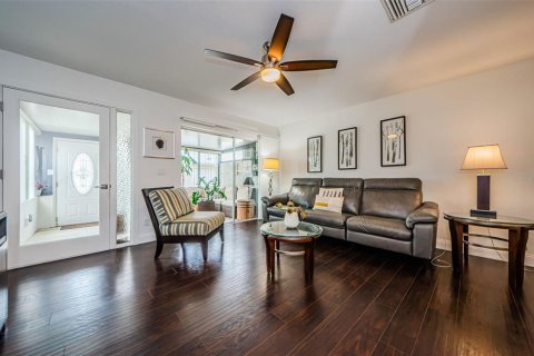 Casa en venta en Palm Harbor, Florida, 2 dormitorios, 92.9 m2 № 1437626 - foto 11
