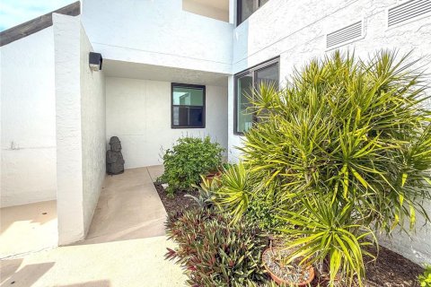 Condominio en alquiler en Longboat Key, Florida, 2 dormitorios, 148.74 m2 № 1537410 - foto 3
