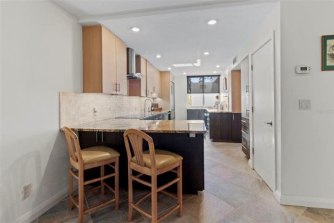 Condominio en alquiler en Longboat Key, Florida, 2 dormitorios, 148.74 m2 № 1537410 - foto 8