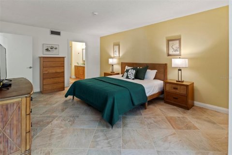 Condominio en alquiler en Longboat Key, Florida, 2 dormitorios, 148.74 m2 № 1537410 - foto 22
