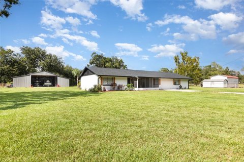 House in Fish Hawk, Florida 4 bedrooms, 206.71 sq.m. № 1883719 - photo 1