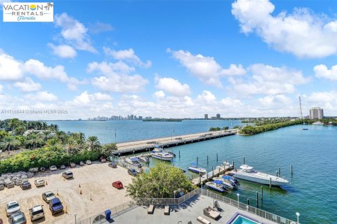 Condominio en venta en North Bay Village, Florida, 41.25 m2 № 1892835 - foto 12
