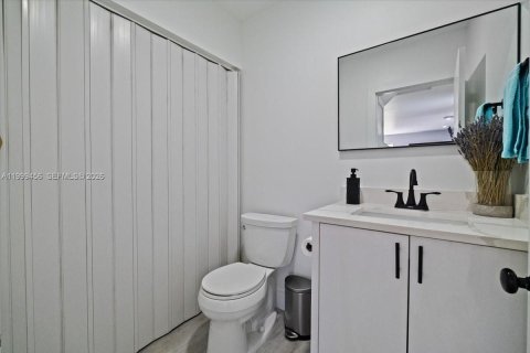 Купить кондоминиум в Коконат Крик, Флорида 2 спальни, 109.81м2, № 2064393 - фото 14