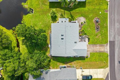 House in Sarasota, Florida 3 bedrooms, 190.54 sq.m. № 2198814 - photo 27