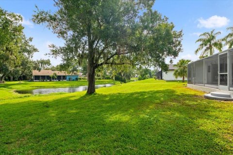 House in Sarasota, Florida 3 bedrooms, 190.54 sq.m. № 2198814 - photo 3