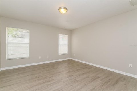 Casa en venta en Tampa, Florida, 3 dormitorios, 138.52 m2 № 1831318 - foto 10