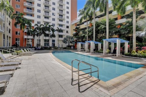 Condominio en alquiler en Aventura, Florida, 2 dormitorios, 98.57 m2 № 1994986 - foto 19