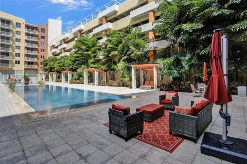 Condominio en alquiler en Aventura, Florida, 2 dormitorios, 98.57 m2 № 1994986 - foto 17