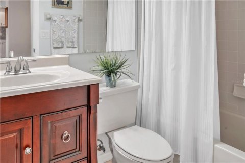 Condo in Bradenton, Florida, 2 bedrooms  № 1511376 - photo 24