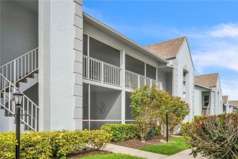 Condo in Bradenton, Florida, 2 bedrooms  № 1511376 - photo 1