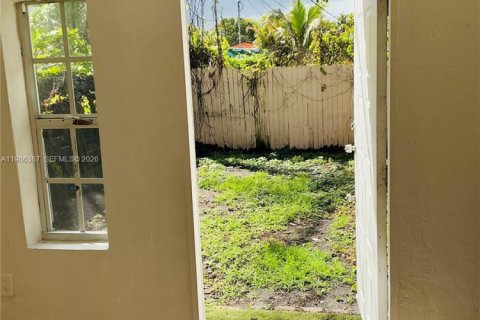 Villa ou maison à louer à Miramar, Floride: 2 chambres, 202.25 m2 № 2044919 - photo 5