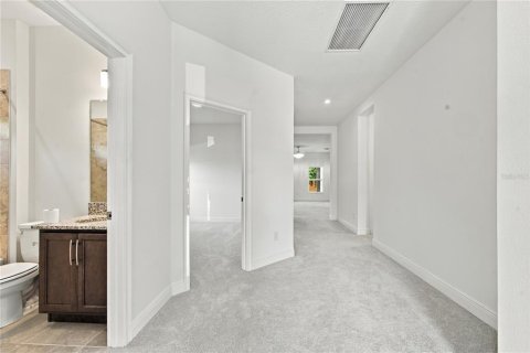 Villa ou maison à vendre à Saint Petersburg, Floride: 4 chambres, 209.49 m2 № 2413467 - photo 8
