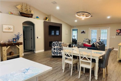 House in Palm Coast, Florida 4 bedrooms, 191.66 sq.m. № 1899375 - photo 14