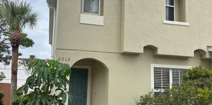Townhouse in Clearwater, Florida 3 bedrooms, 132.76 sq.m. № 2330901