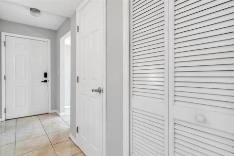Condominio en alquiler en Palm Harbor, Florida, 3 dormitorios, 112.41 m2 № 1875872 - foto 4
