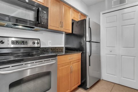 Condominio en alquiler en Palm Harbor, Florida, 3 dormitorios, 112.41 m2 № 1875872 - foto 11