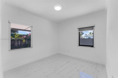 Casa en alquiler en Cutler Bay, Florida, 3 dormitorios, 167.5 m2 № 2017582 - foto 14