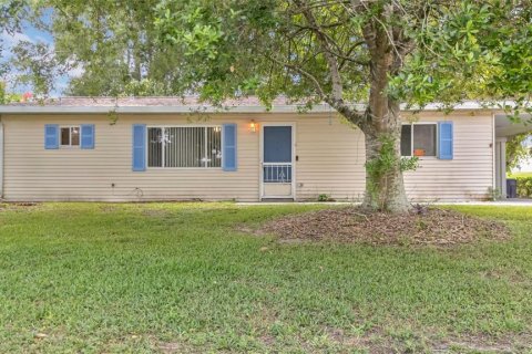Casa en Ocala, Florida 2 dormitorios, 106.28 m2 № 2197785