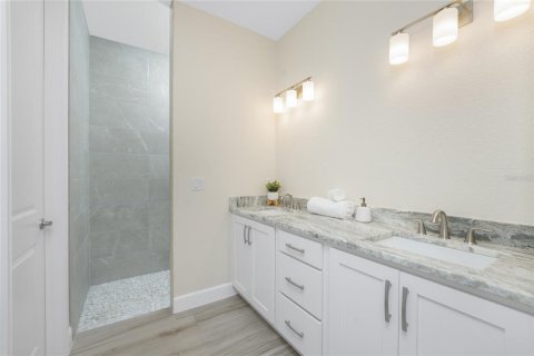 House in Rotonda, Florida 3 bedrooms, 156.63 sq.m. № 1886063 - photo 26