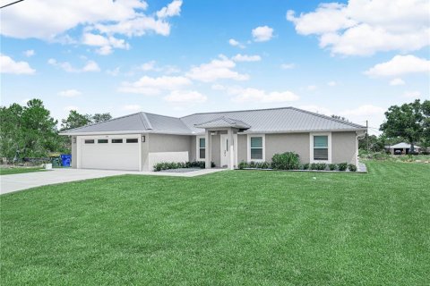 House in Lake Placid, Florida 3 bedrooms, 153.75 sq.m. № 2266779