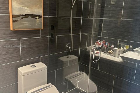 Снять в аренду кондоминиум в Майами-Бич, Флорида 1 спальня, 91.97м2, № 1978110 - фото 7