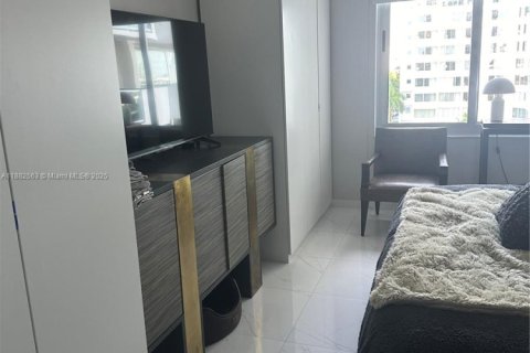 Снять в аренду кондоминиум в Майами-Бич, Флорида 1 спальня, 91.97м2, № 1978110 - фото 4