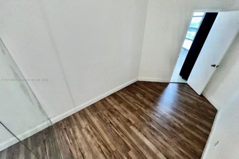 Copropriété à louer à Aventura, Floride: 1 chambre, 80.82 m2 № 1973668 - photo 24