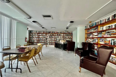 Copropriété à louer à Aventura, Floride: 1 chambre, 80.82 m2 № 1973668 - photo 6