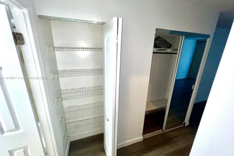 Copropriété à louer à Aventura, Floride: 1 chambre, 80.82 m2 № 1973668 - photo 27