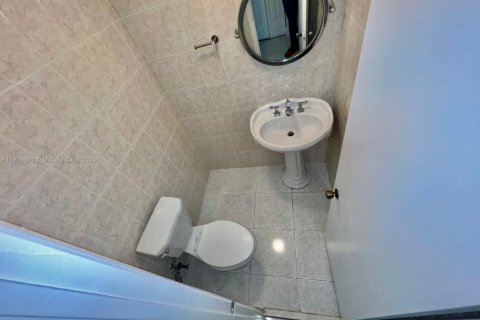 Copropriété à louer à Aventura, Floride: 1 chambre, 80.82 m2 № 1973668 - photo 21