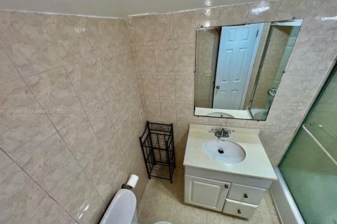 Copropriété à louer à Aventura, Floride: 1 chambre, 80.82 m2 № 1973668 - photo 23