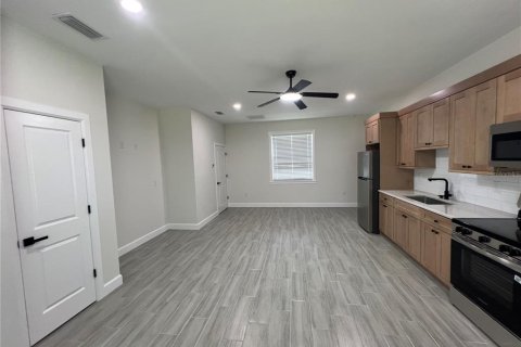 House in Nokomis, Florida 4 bedrooms, 173.26 sq.m. № 2275656 - photo 17
