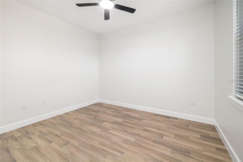House in Nokomis, Florida 4 bedrooms, 173.26 sq.m. № 2275656 - photo 22